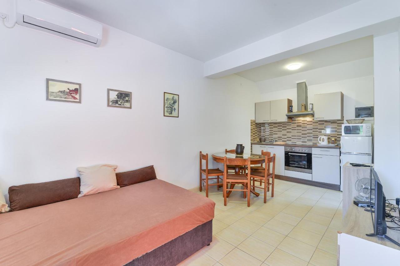 Apartments By The Sea Zadar - 20037 ภายนอก รูปภาพ